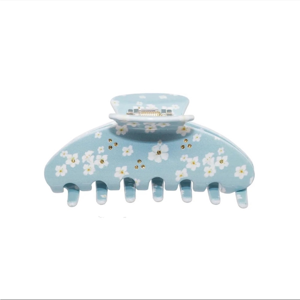 ISO Big Effing Clip in Dream Cake!!! Emijay x Matilda collab